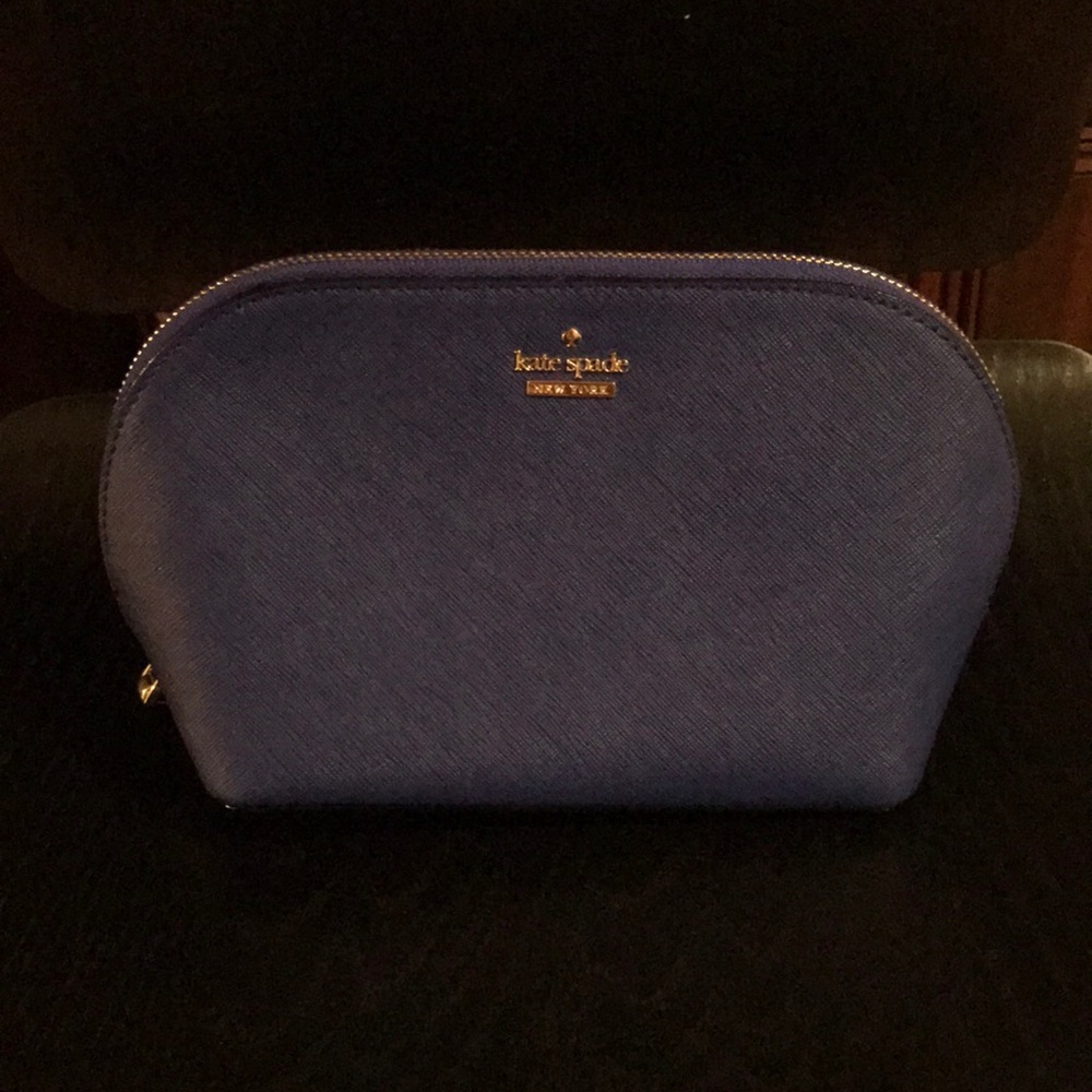 Kate Spade Makeup Bag - Picture 1 of 1